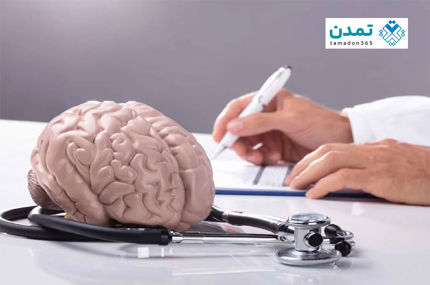 بهترین دکتر مغز و اعصاب در کرج